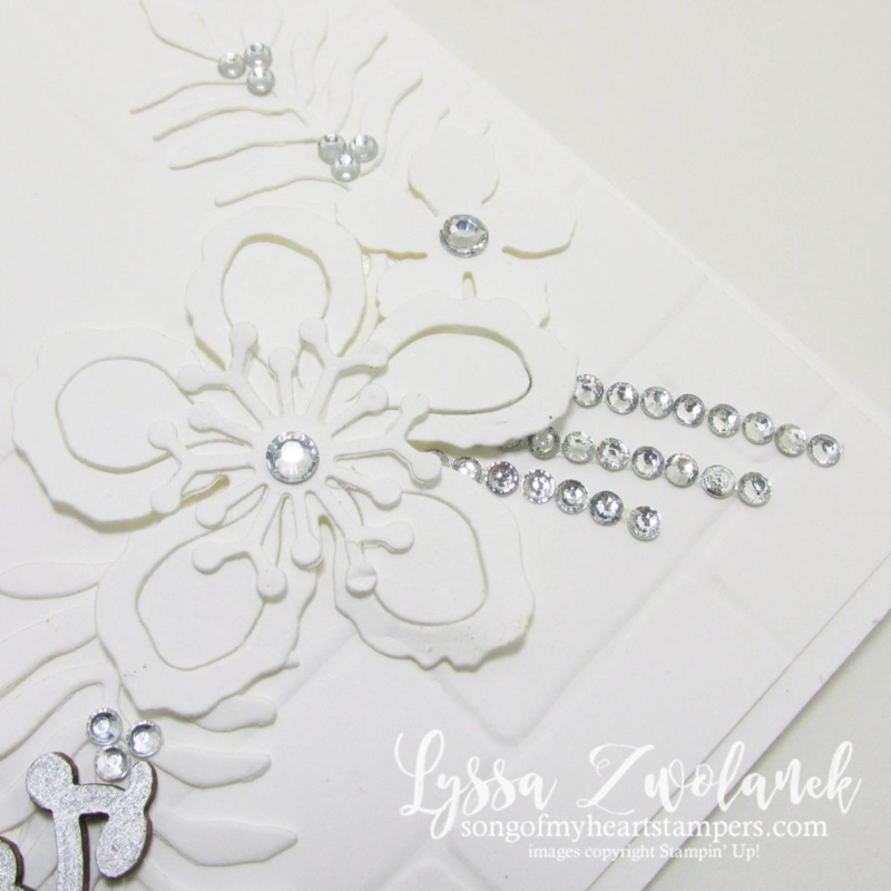 white on white floral stunner botanical builders framelits stampin up www.songofmyheartstampers.com